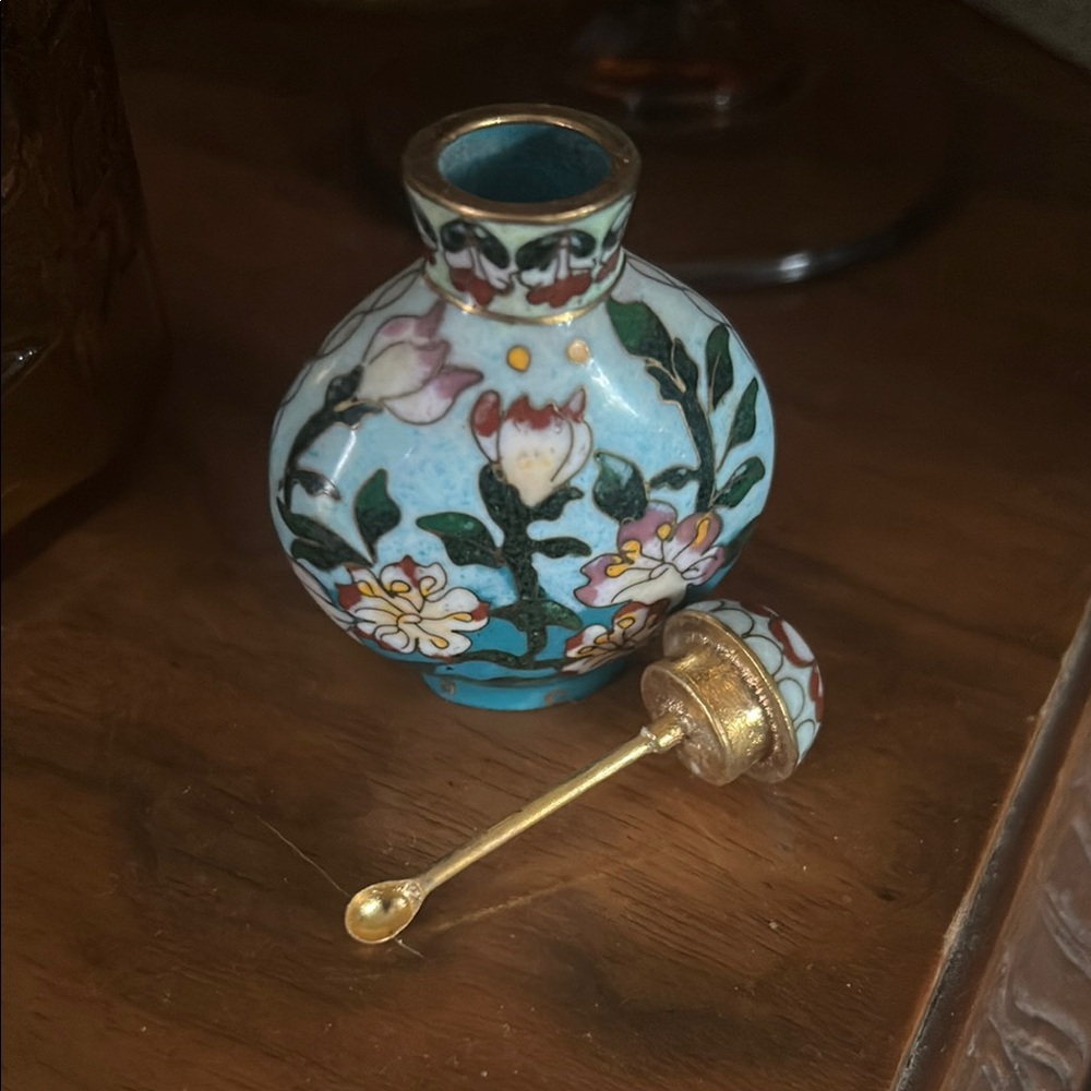 Vintage Cloisonné Floral Snuff Bottle - Picture 2 of 5